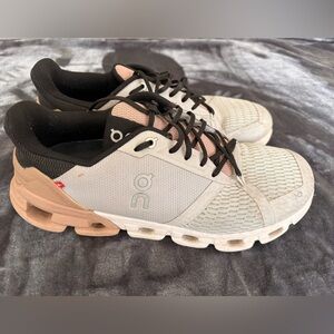 On Cloud Running Shoes in Light Gray & Blush